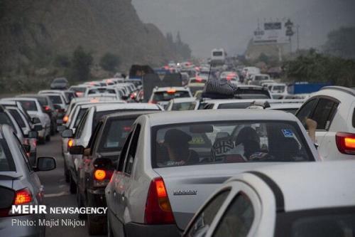 ترافیک سنگین در محورهای قزوین-کرج