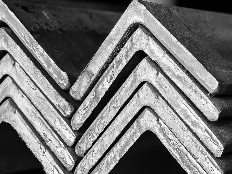 چند سوال مهم در حوزه آهن آلات