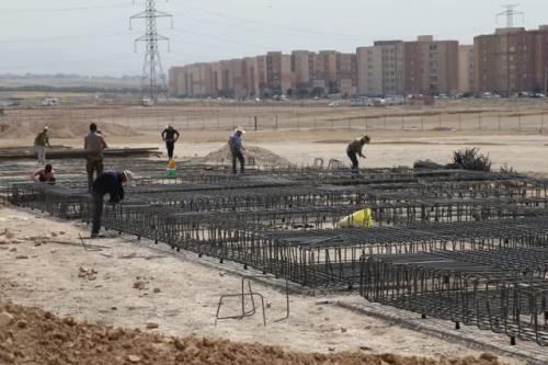 توجه دولت به تولید مسکن خوب است، اما کار روی غلتک نیست