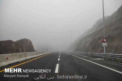 برف، جاده چالوس و آزادراه تهران-شمال را بست
