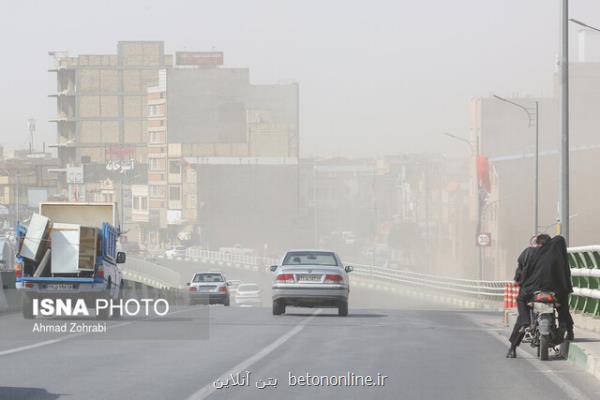 جنوب و غرب تهران گرفتار گرد و خاک