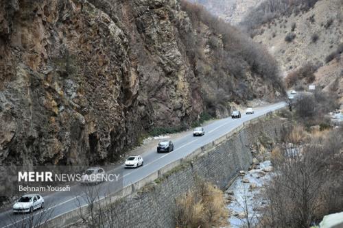 تردد روان در محورهای چالوس، هراز و فیروزکوه