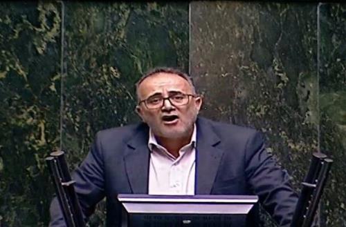 مسؤلان هرچه سریع تر برای خرید کشمش اقدام کنند