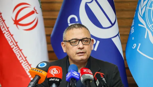 تیغه های توربین موتور هواپیماهای MD-۸۰ تعویض می شود