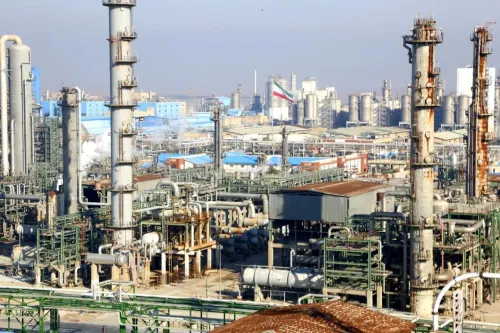 پتروشیمی ها کی خسارتهای جنگ را ترمیم می کنند و به وضعیت عادی بازمی گردند؟