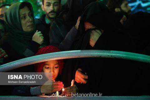 برخی نهادها هنوز پرچم های سیاه ایام عزاداری را جمع نكرده اند